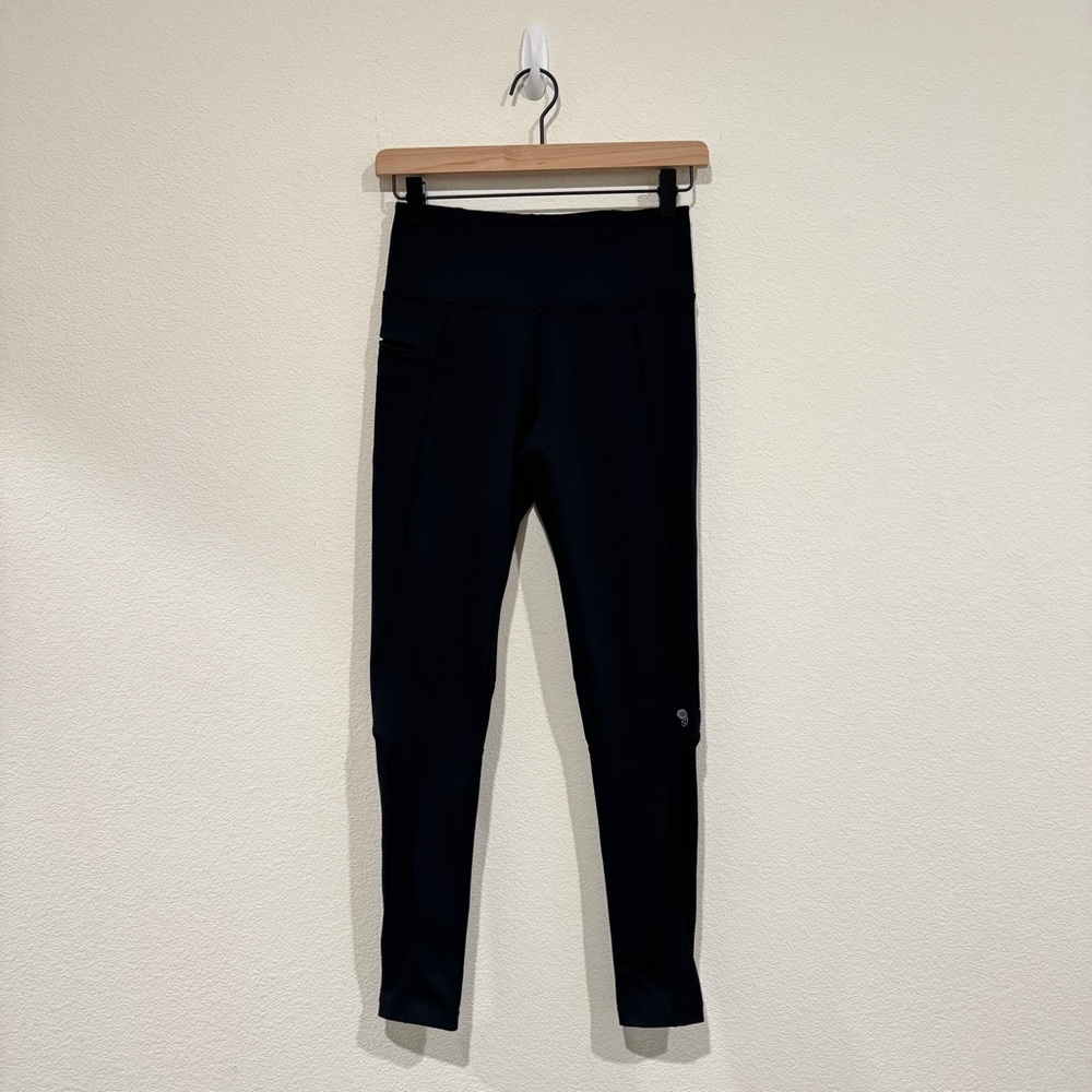 Mountain Hardware Leggings
